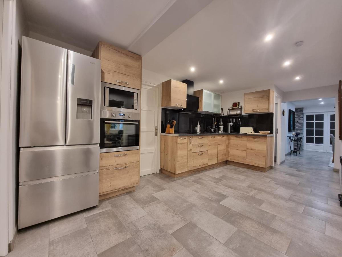Villa Flora Superior Apartment Кабри Экстерьер фото